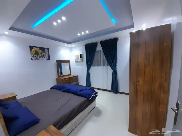 يوجد شقه عوائل مفروش للايجار الشهري 2