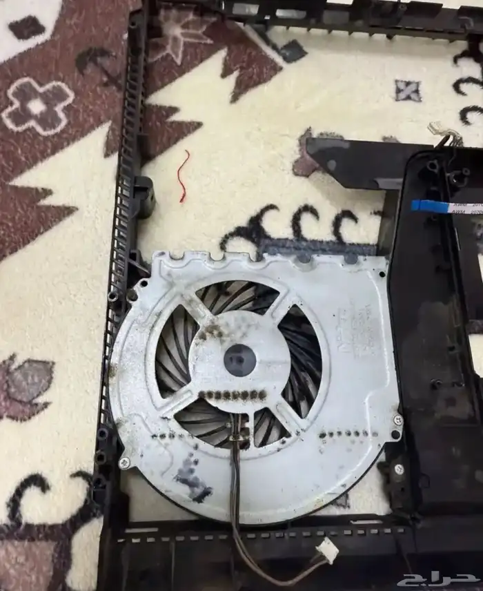 قطع سوني 4 للبيع 2