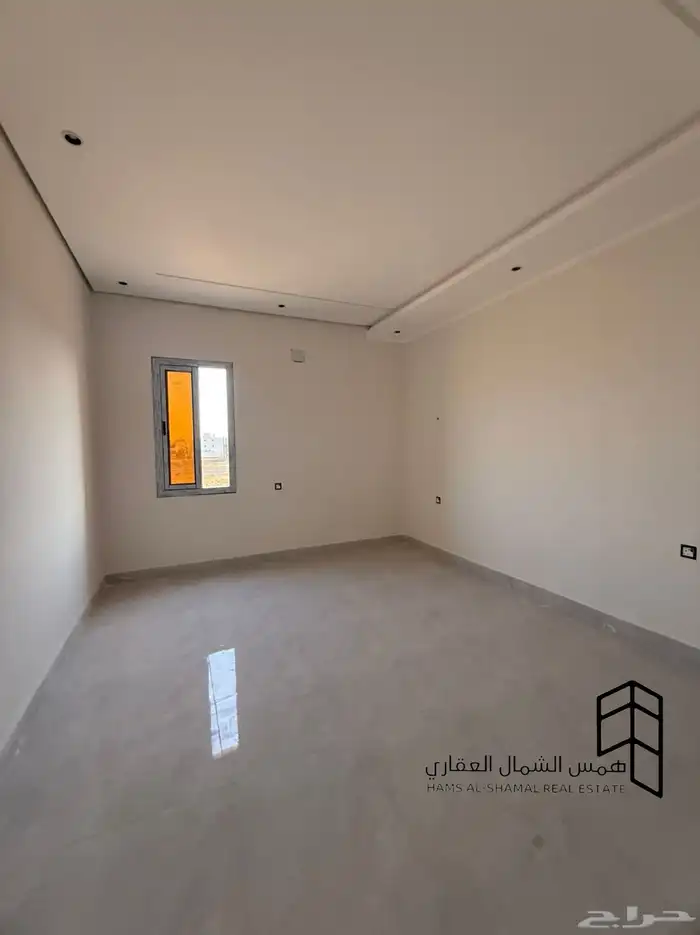 للبيع روف علوي حي البوادي 7