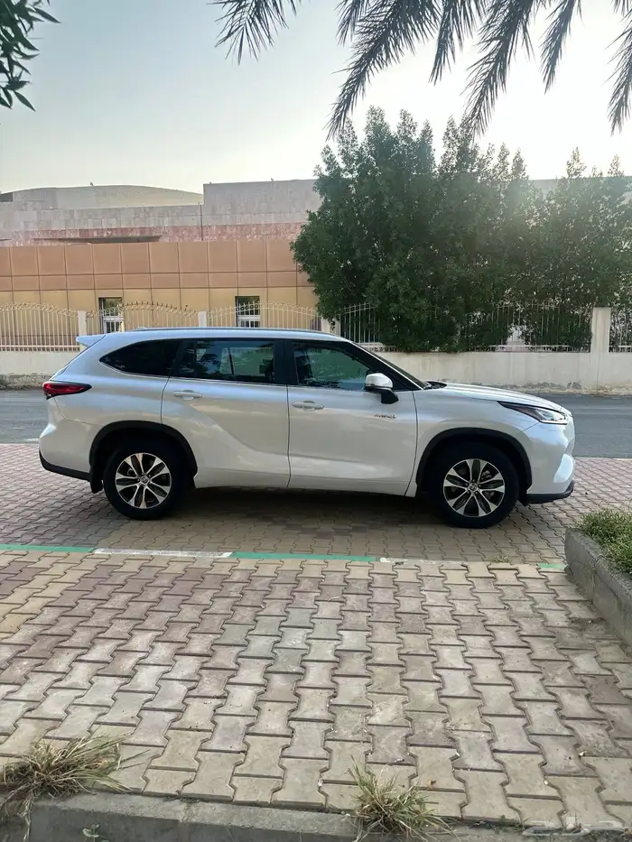 هايلاندر 2023 GLE 3