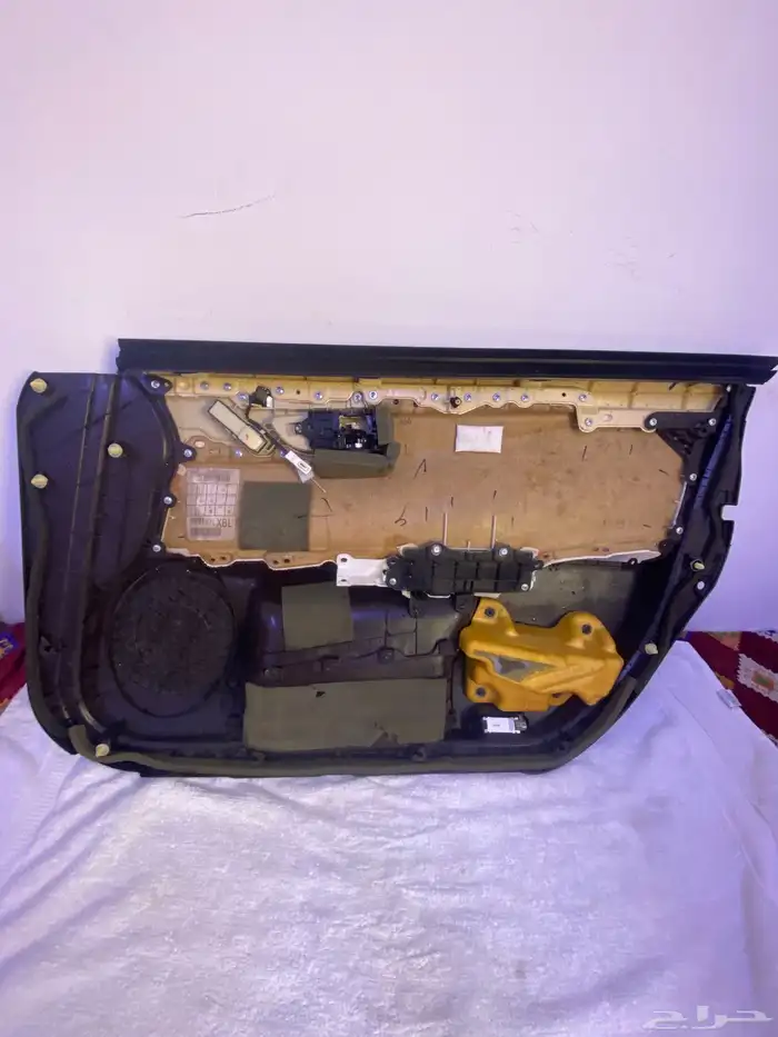 ديكور باب السائق لكزس ES350 موديل 2014 DD 1