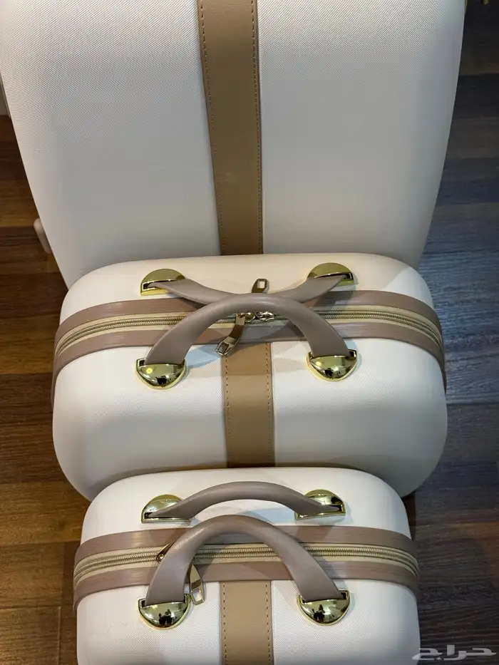 شنط سفر 5 قطع بحالة ممتازة   لون بيج   استعمال مرة واحدة 3