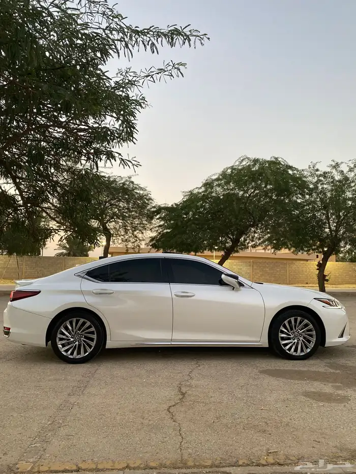 ES 250 لكزس 14