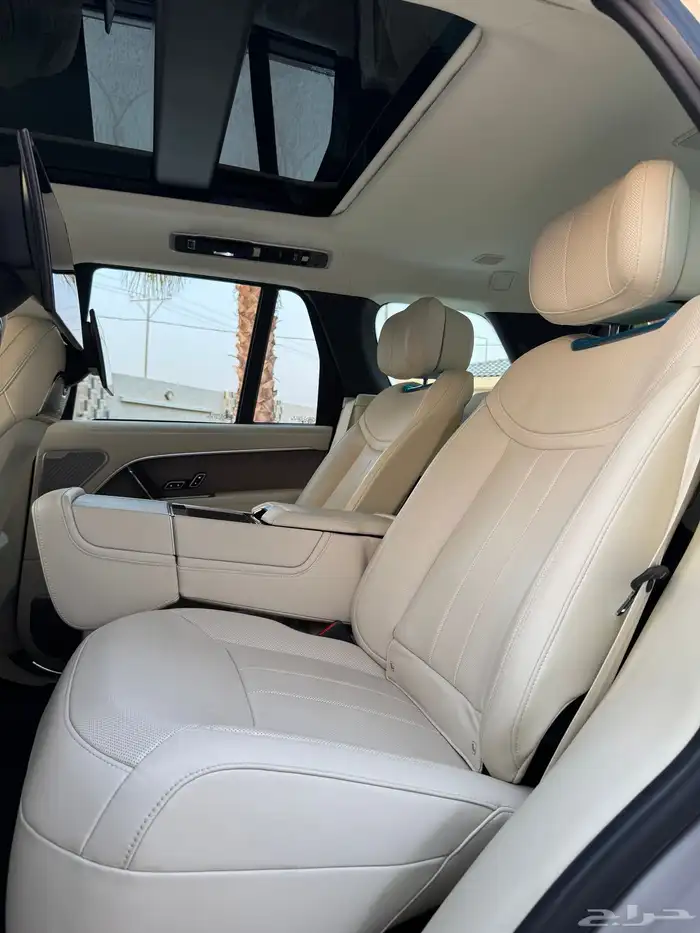 رنج روفر فرست اديشن 2022 21