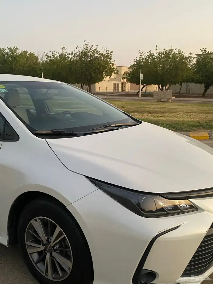 كرولا 2020 نص فل مطور مخزنه ممشى 45الف سعودي مكينه 1600 40