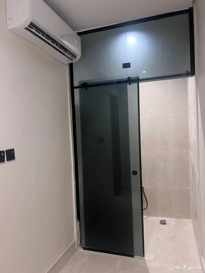 شقة جديدة للإيجار   حي الشعلة 9