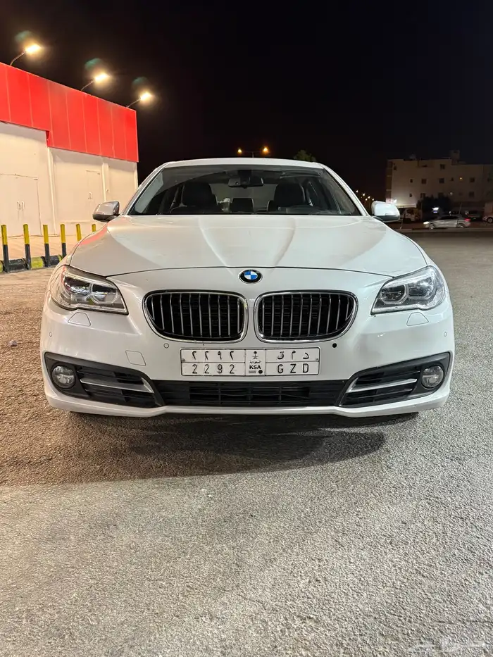 بي ام دبليو 520i 2016 16