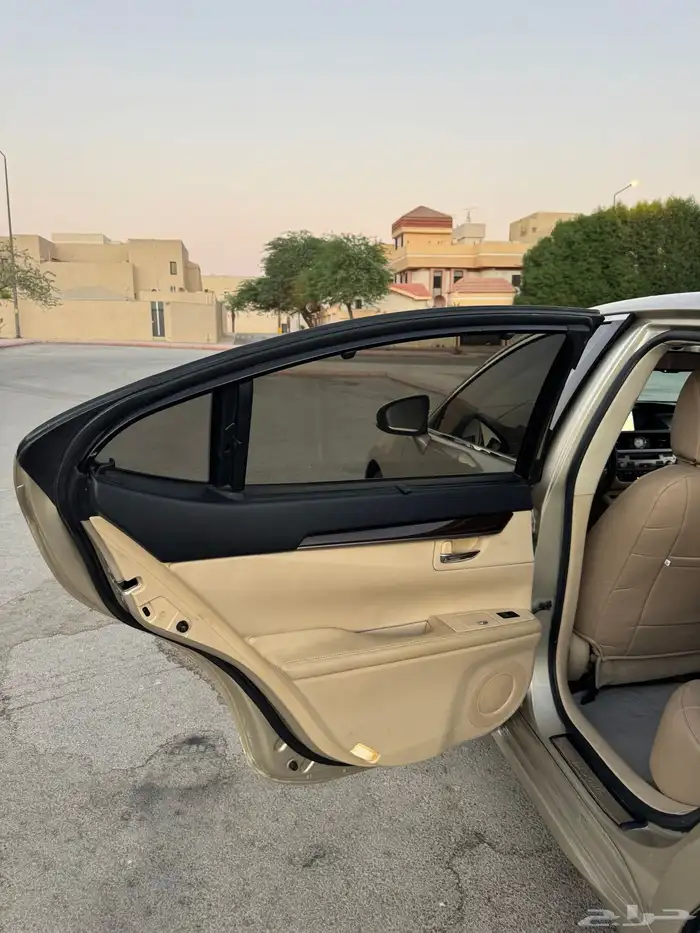 لكزس ES350 cc 2014 6 سلندر 43