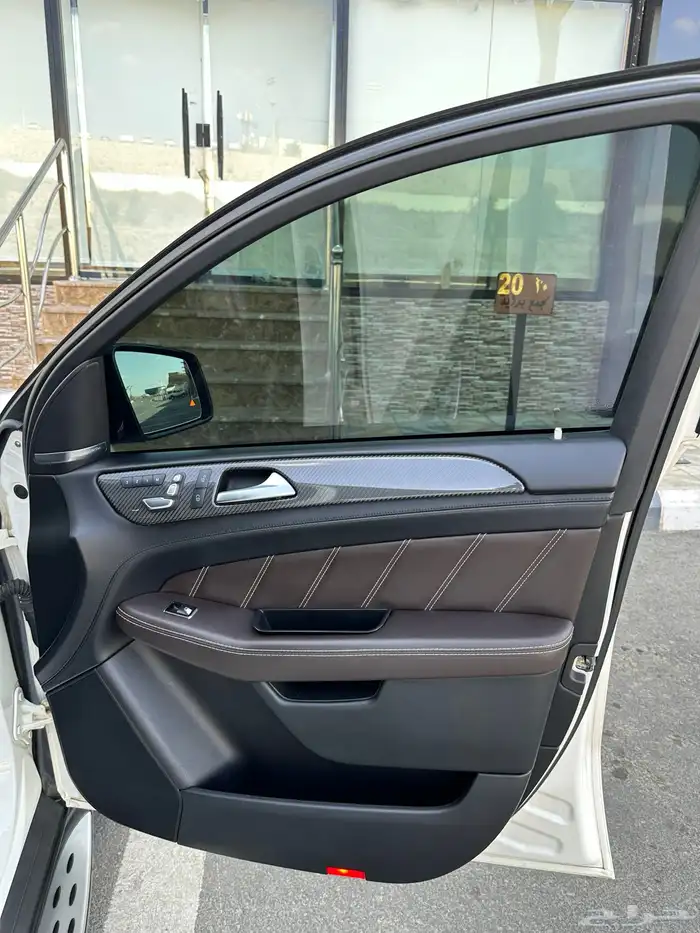 مرسيدس كوب GLE63s نظيف للمستخدم 14