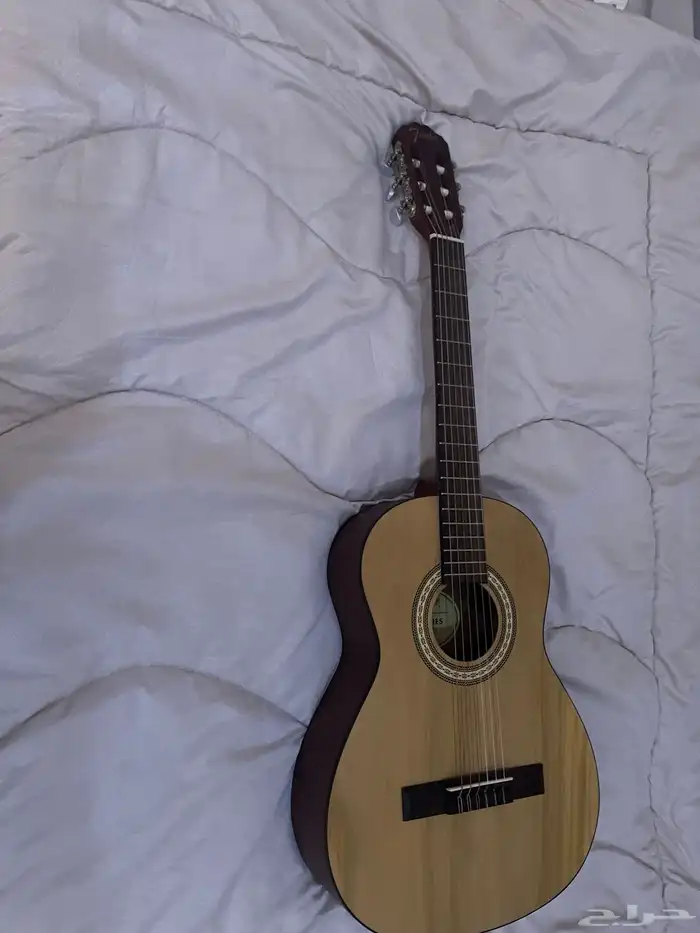 اله عزف موسيقي 1