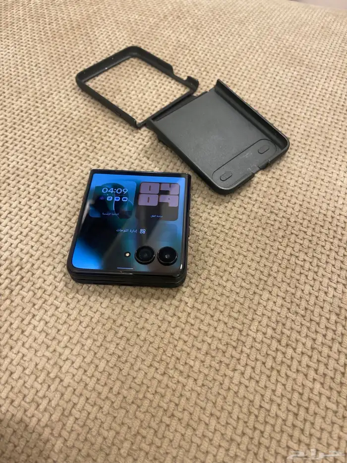 جوال موتورولا رازر 60 الترا moto razr 60 ultra 0