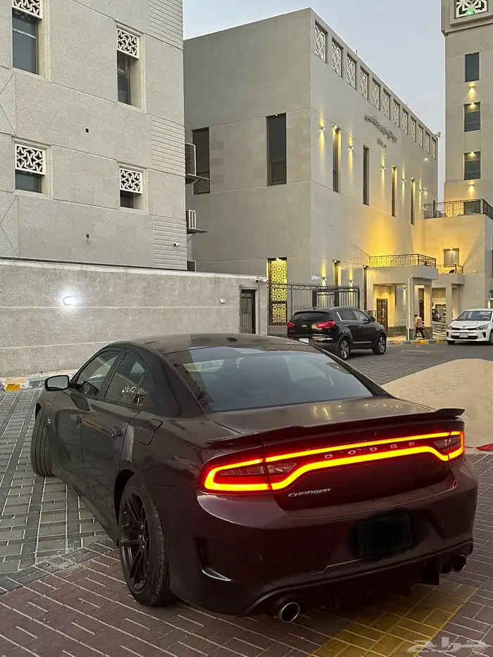 دوج تشارجر 4