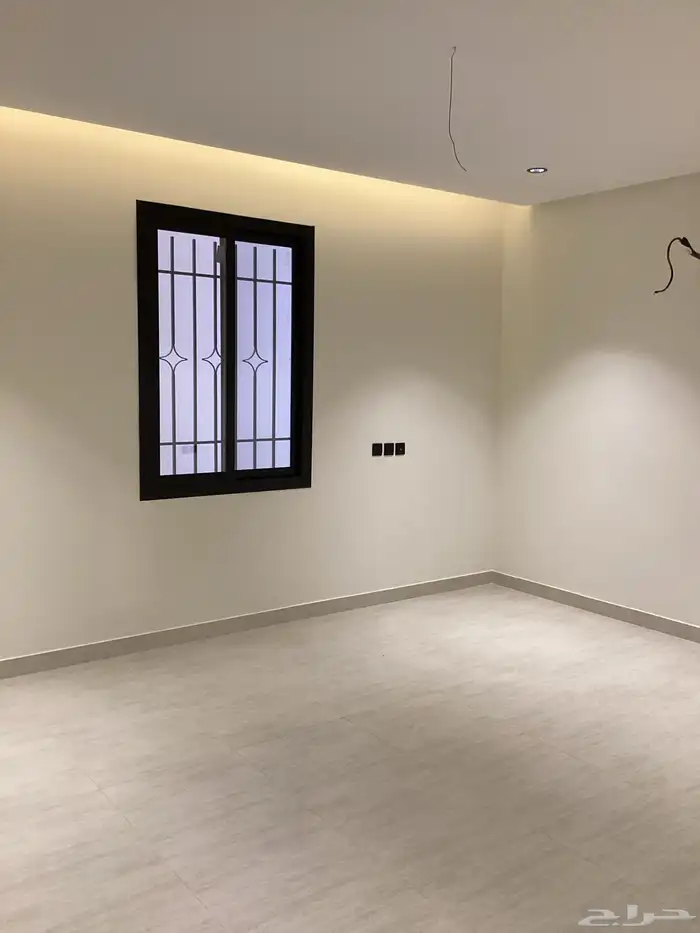 للبيع شقة فاخرة بتصميم راقي العزيزية أحد رفيدة 16