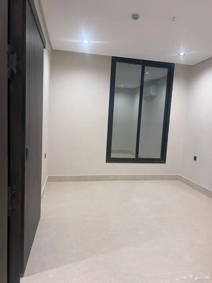 شقة جديدة للإيجار   حي الشعلة 6