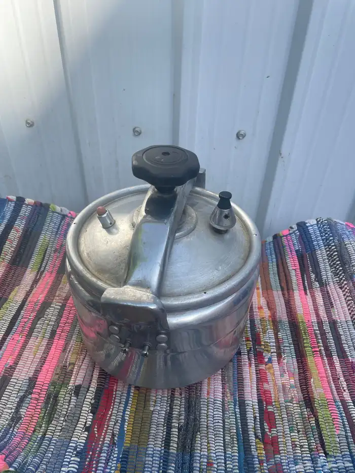 كواتم 2 اصحون 2 خمس ادلال صغيره  قز كبير 1