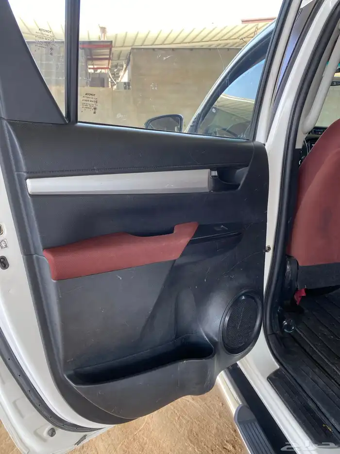 للبيع هايلوكس 22 ديزل 6