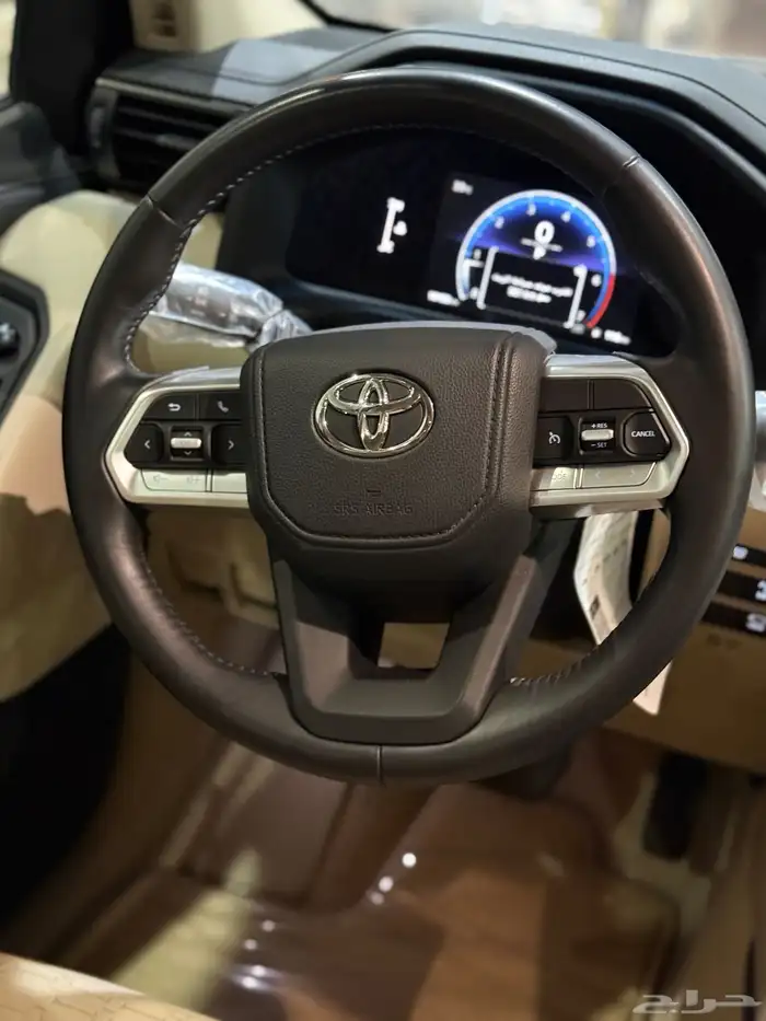 تويوتا لاندكروزر ( GXR-L2 ) 2025 سعودي ماشي ( 18 الف ) 5