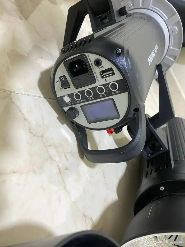 مجموعة فلاش استديو Godox SK400II   شنطة عقل   تريقر XT16 7