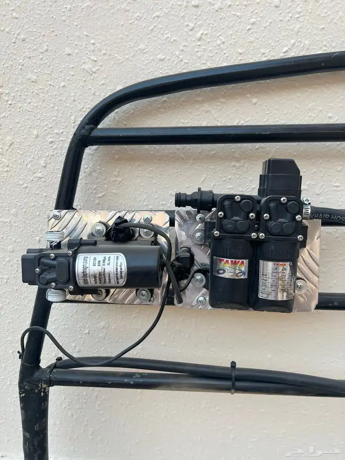 الحديدة الفاصلة بين الصف الثالث والثاني باترول 2002 1