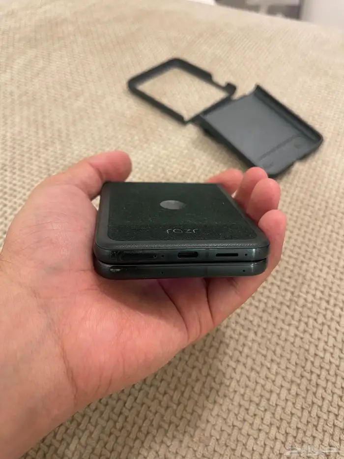 جوال موتورولا رازر 60 الترا moto razr 60 ultra 1