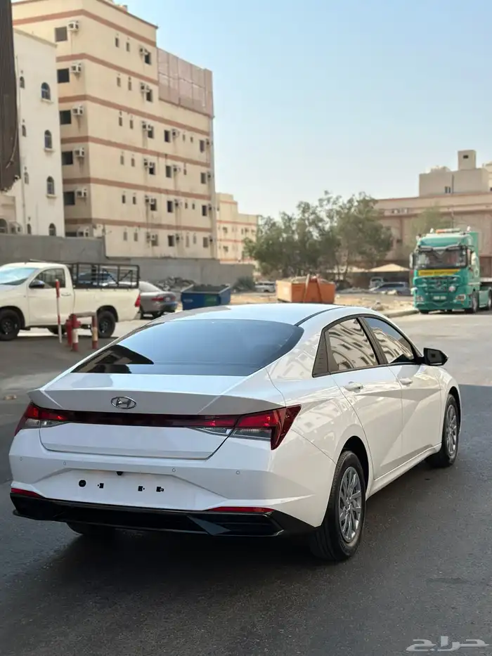 اللنترا كوري بنزين 2021 ممشى 11k فقط 42