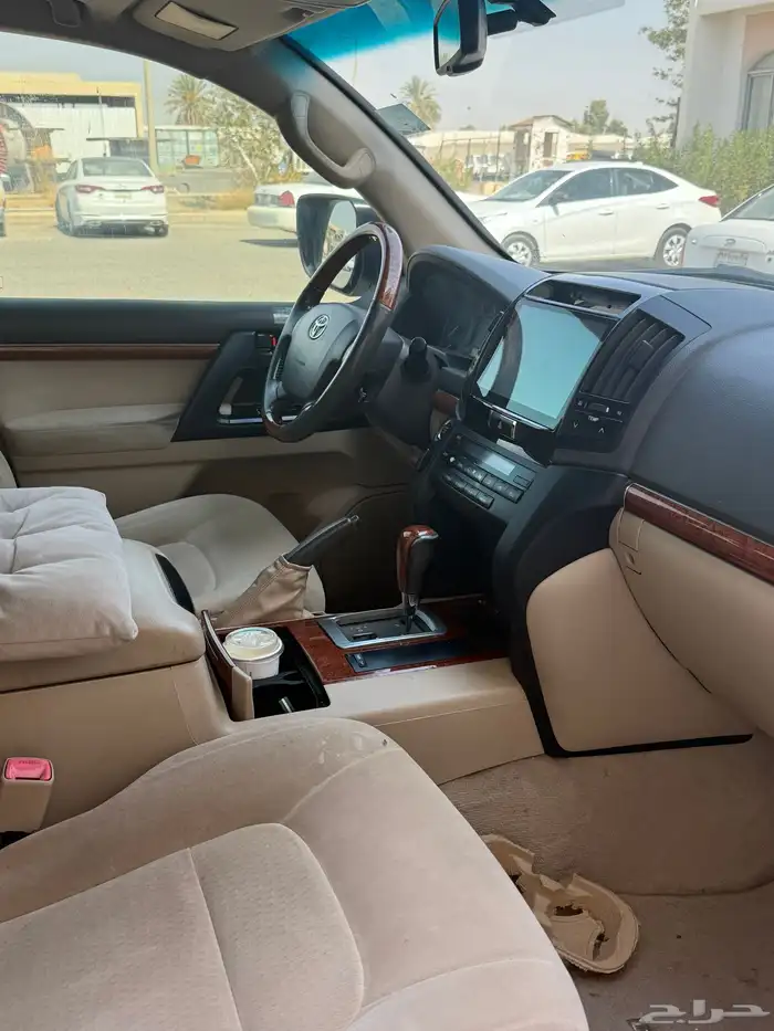 لاندكروزر GXR3 V8 2013 5