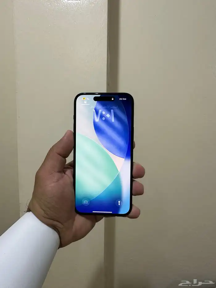 ايفون 15 بلس 128 جيجا اسود 1