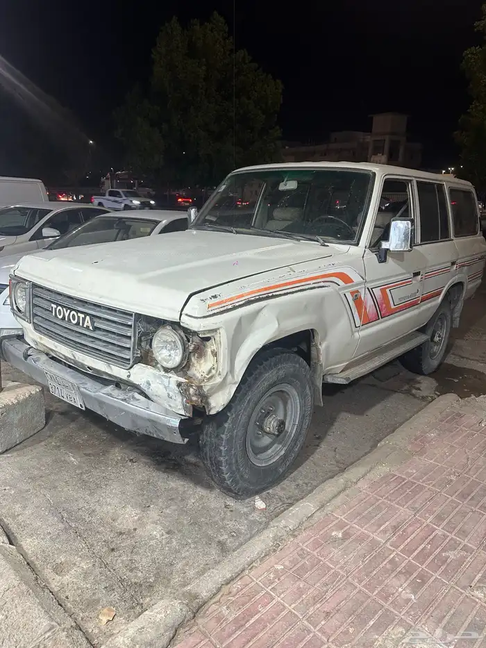 صالون 86 شغال مافيه حاجه وعضلاته جيده للبيع 2