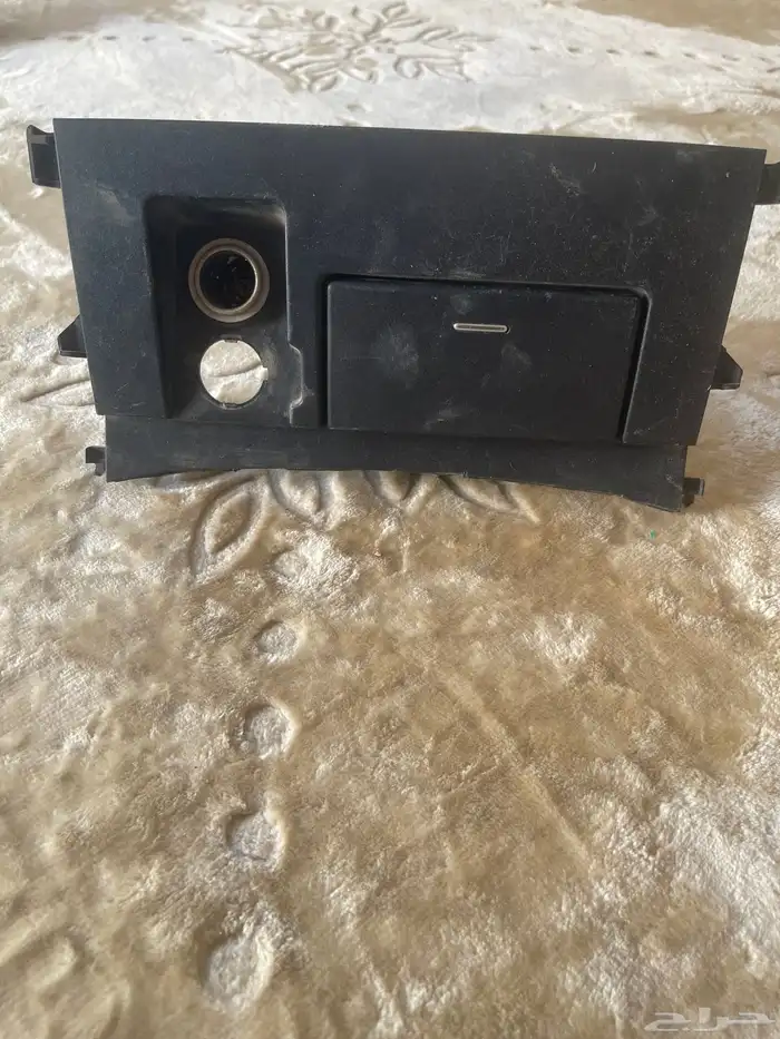 شاشه لاندكروزر 1