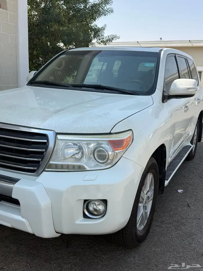 لاندكروزر GXR3 V8 2013 4