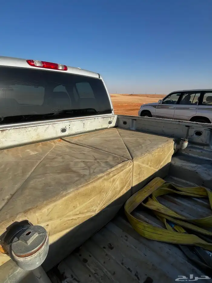 خزان مويه تانكي يركب على جمس عليه عازل حامي للحراره 1