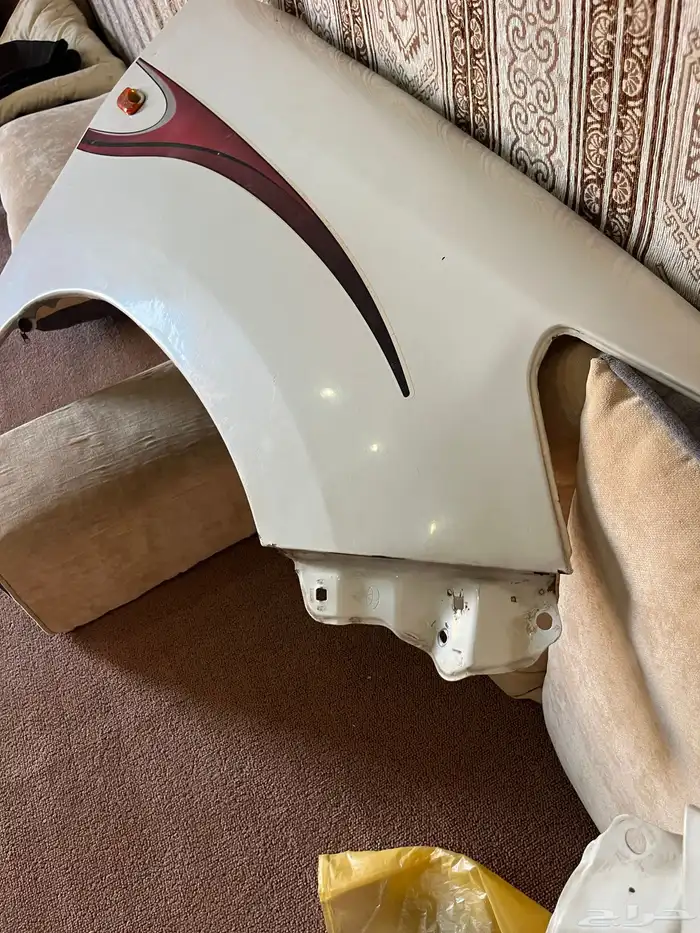 رفرف هايلوكس يمين 2015 وكاله 2