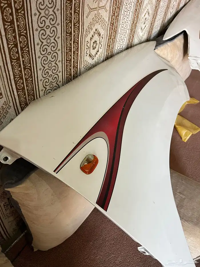 رفرف هايلوكس يمين 2015 وكاله 1