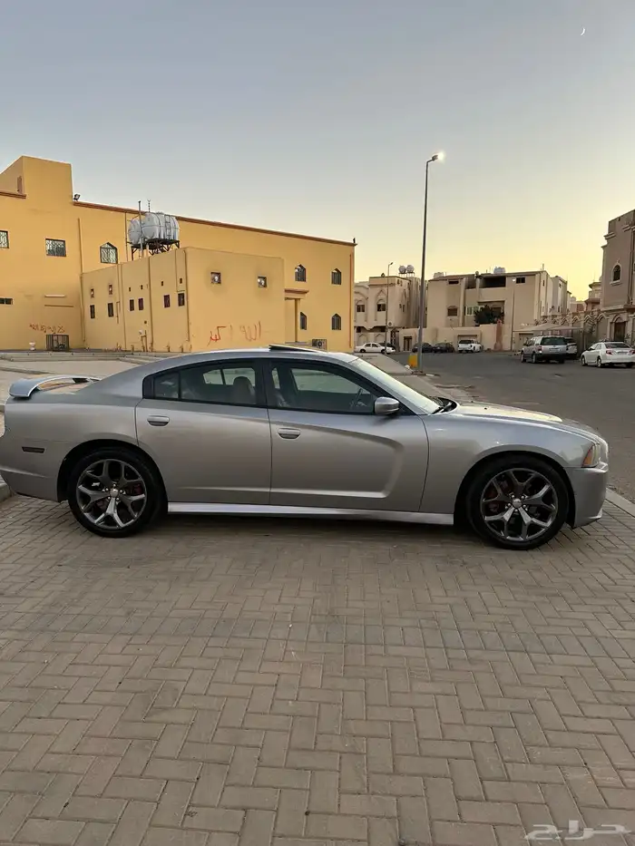 دوج تشارجر 1
