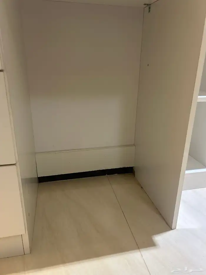 طاولة مكتب 10