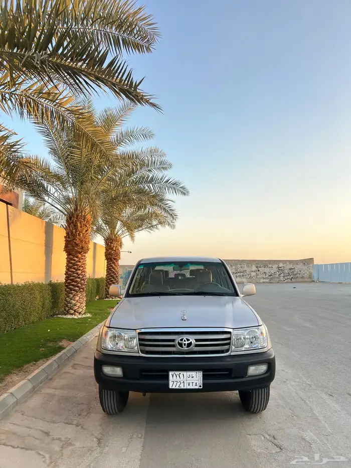 جيب VXR اللون فضي نظيف جدا بدي وكالة 1
