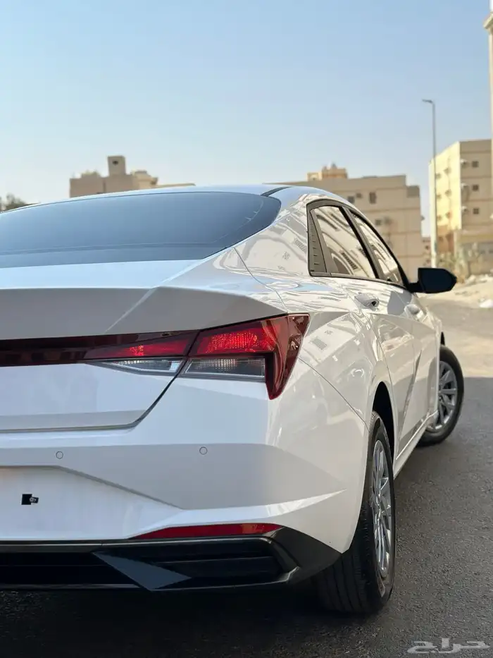 اللنترا كوري بنزين 2021 ممشى 11k فقط 2