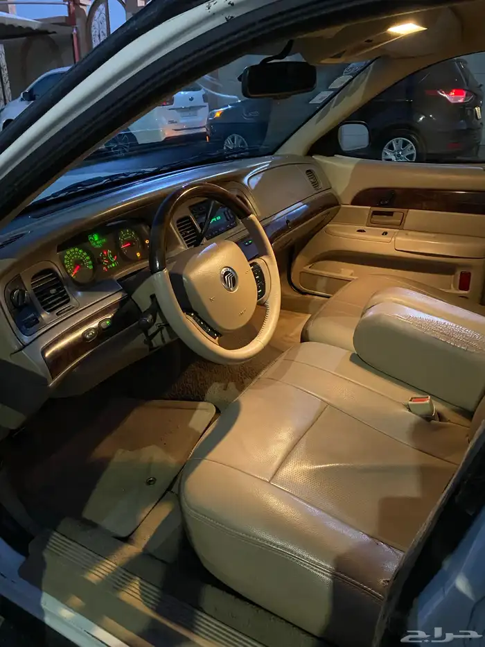 فورد جراند ماركيز 2009 سياره نظيفه مره 14