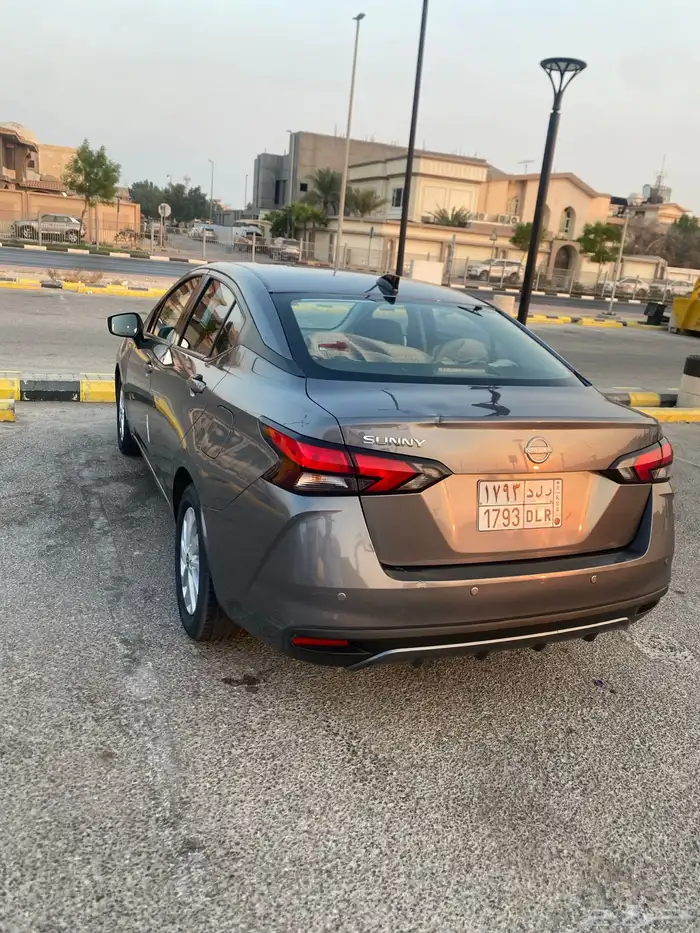 صني نيسان للبيع 3