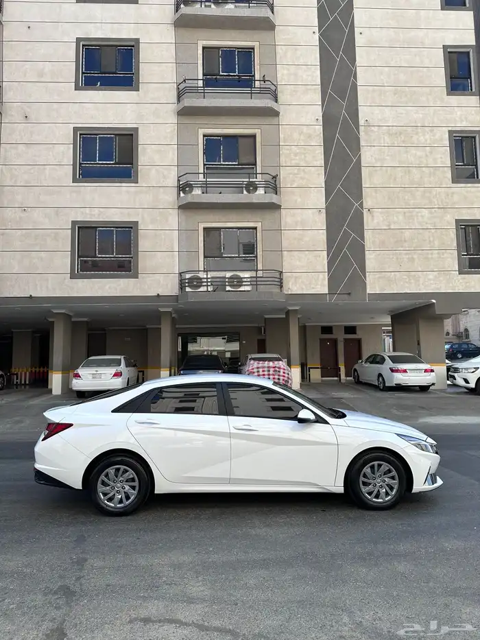 اللنترا كوري بنزين 2021 ممشى 11k فقط 48