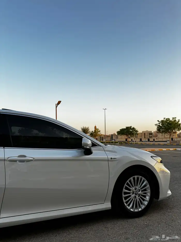 كامري 2025 E-PLUS هايبرد سعوديه 38