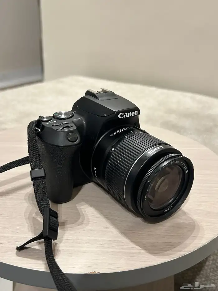 كاميرا من شركة canon 2