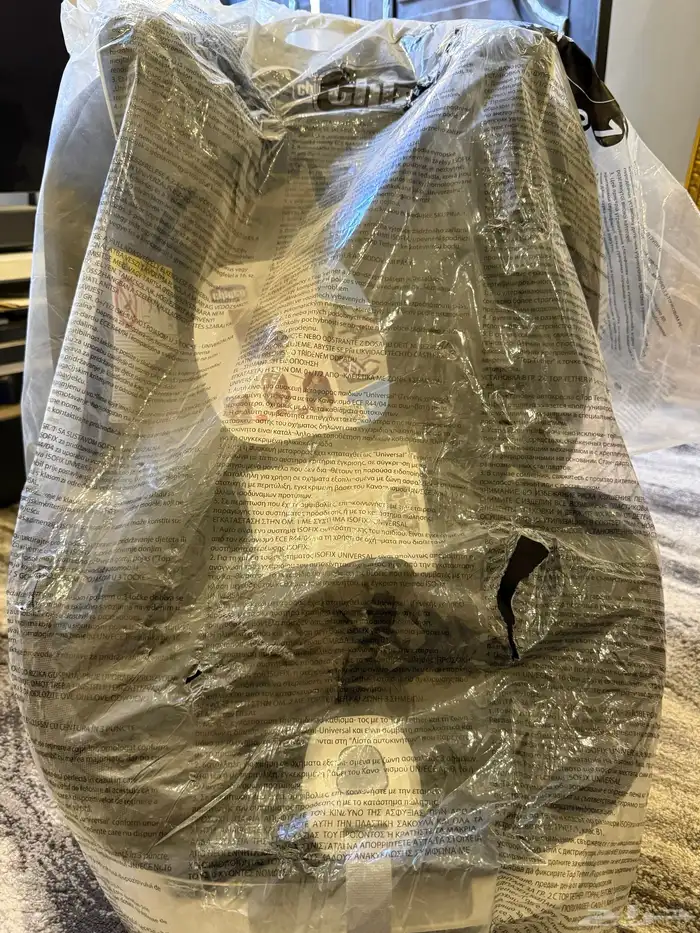 كرسي أطفال ماركة شيكو جديد 0