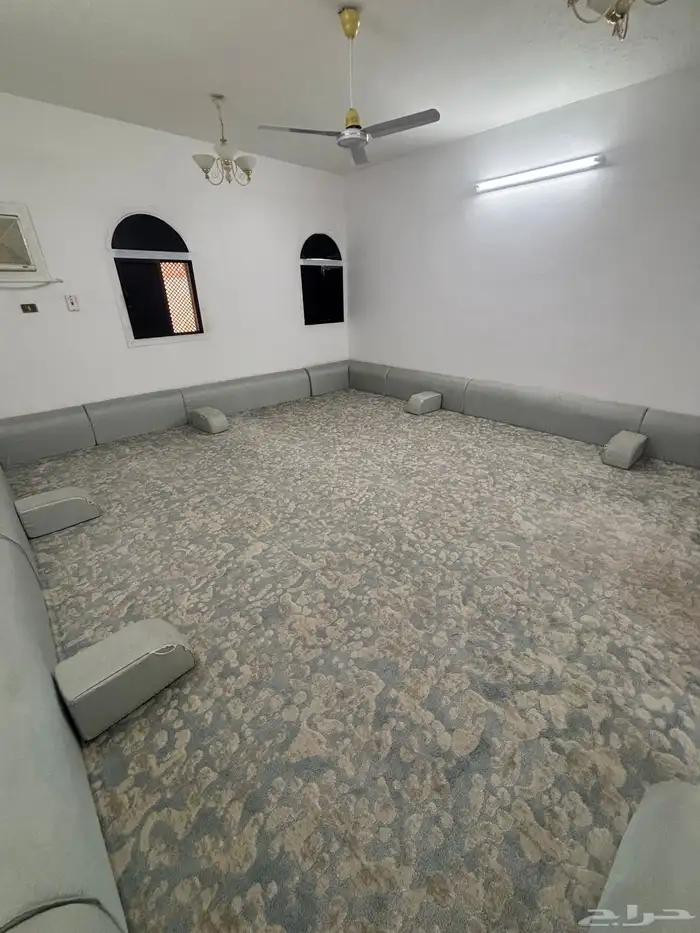 مكيفات   مفرشه  فرن 0