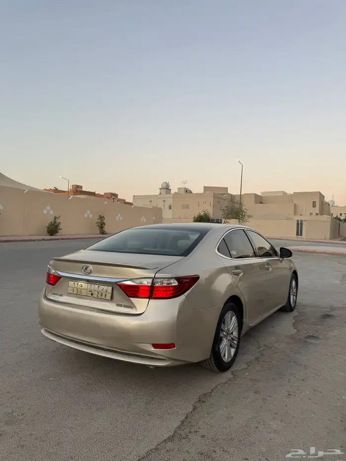 لكزس ES350 cc 2014 6 سلندر 2