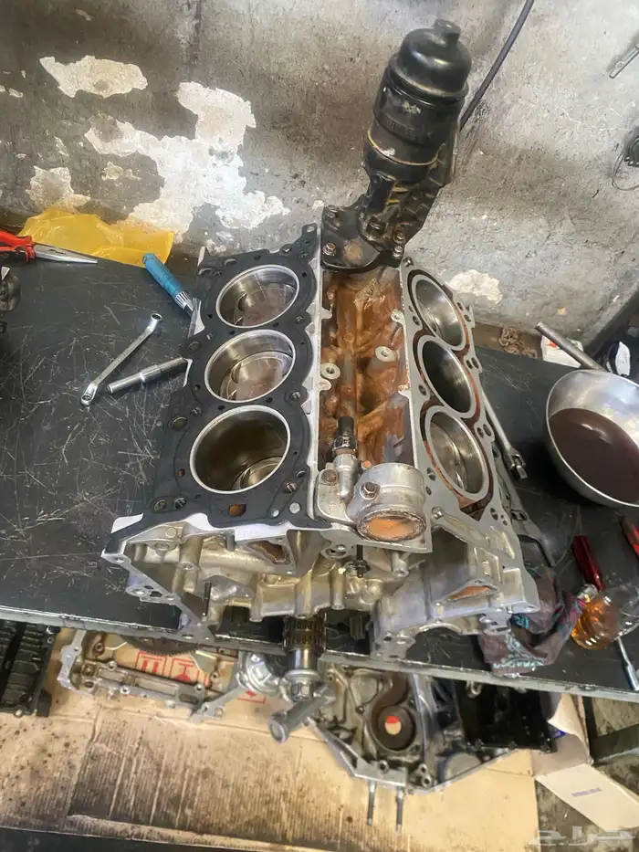 متخصصين في السيارات الكوري هونداي كيا جينيسس 2