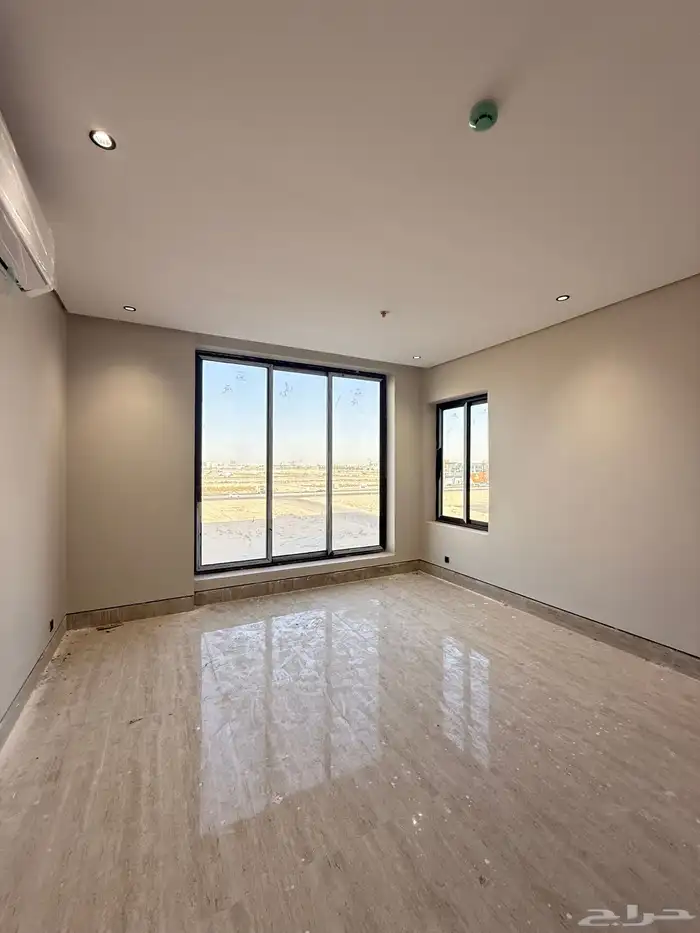 شقق للبيع في فؤاد سكوير طريق المطار 0