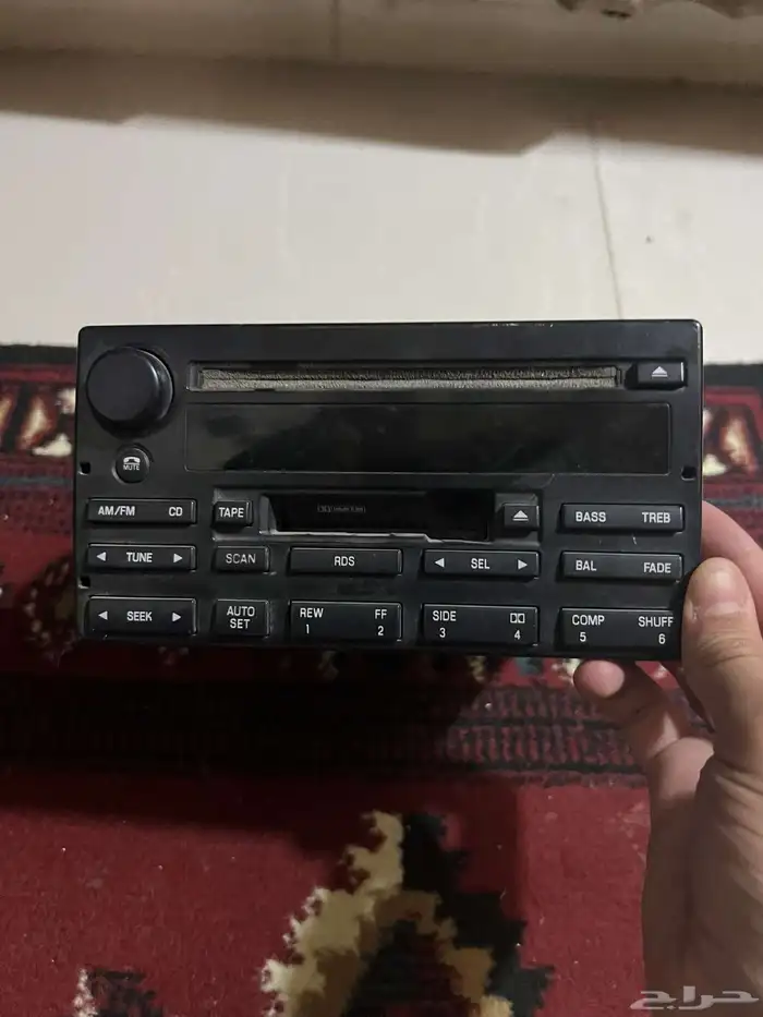 اللبيع شاشة وكاله فورد فكتوريا 2