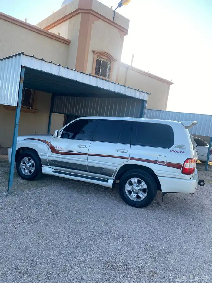 لاندكروزر 6