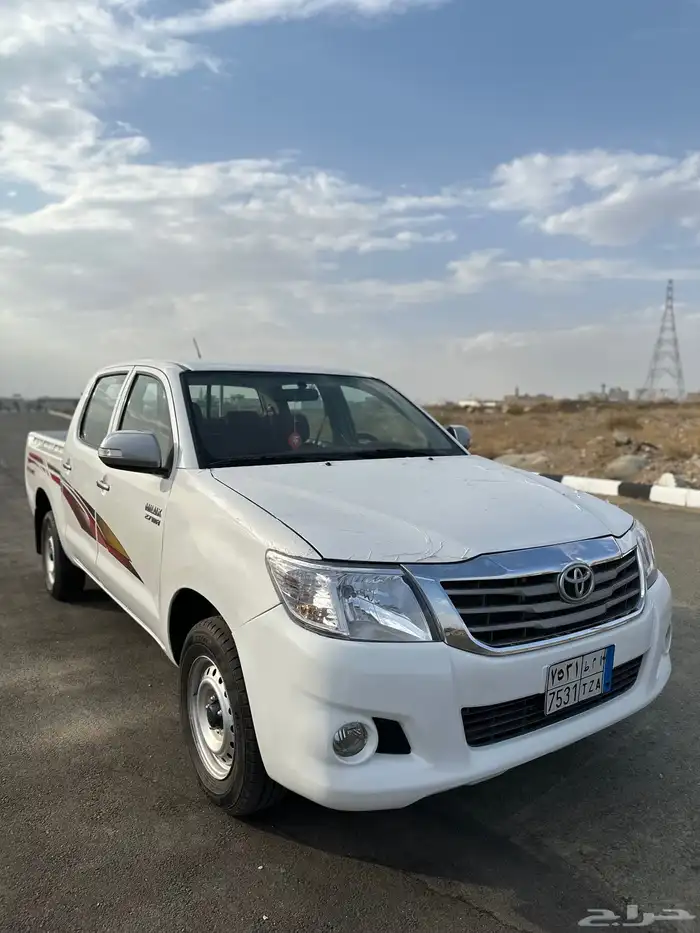 هايلوكس 2012 GLX 11